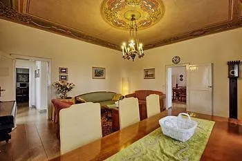 Villa Buonaparte San Miniato